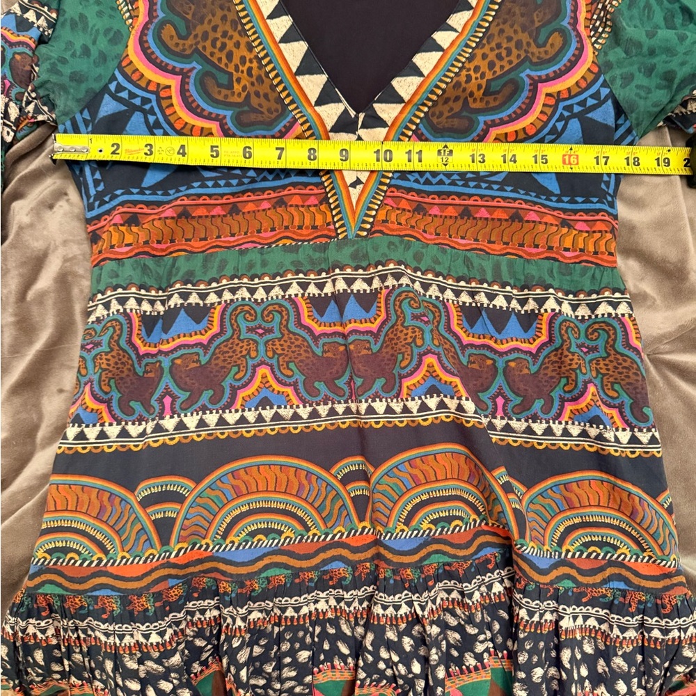 FARM Rio Multicolor Geometric V-Neck Dress - Picture 10 of 13